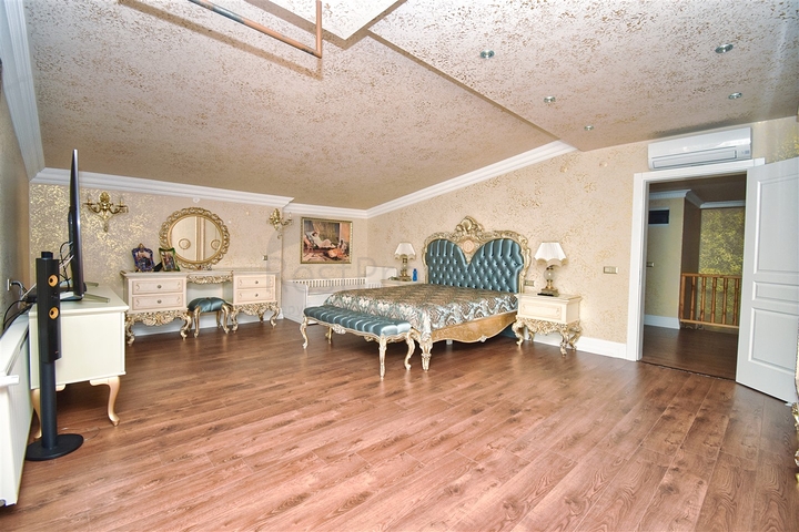 شقة دوبلكس 4 + 2 في كاجلايان - حي أنطاليا 