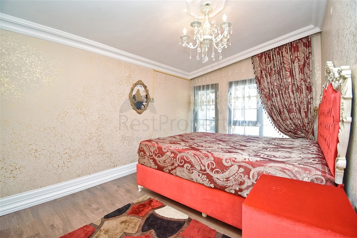 شقة دوبلكس 4 + 2 في كاجلايان - حي أنطاليا 