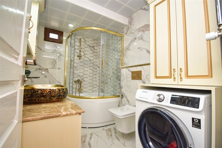 شقة دوبلكس 4 + 2 في كاجلايان - حي أنطاليا 