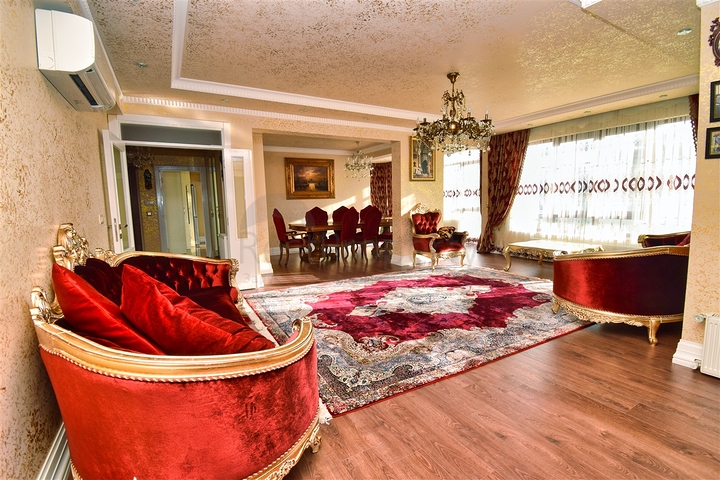 شقة دوبلكس 4 + 2 في كاجلايان - حي أنطاليا 