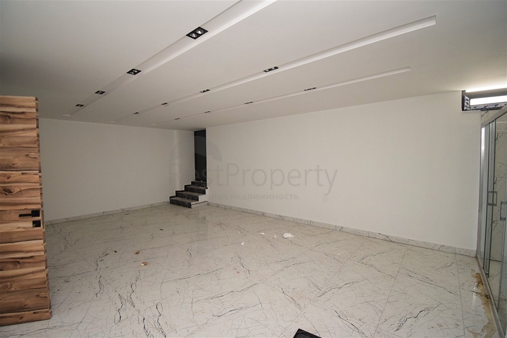 فيلا 7+1 في دوشيمالتي-منطقة أنطاليا 