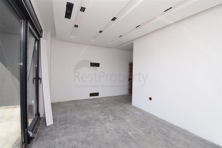 فيلا 7+1 في دوشيمالتي-منطقة أنطاليا 