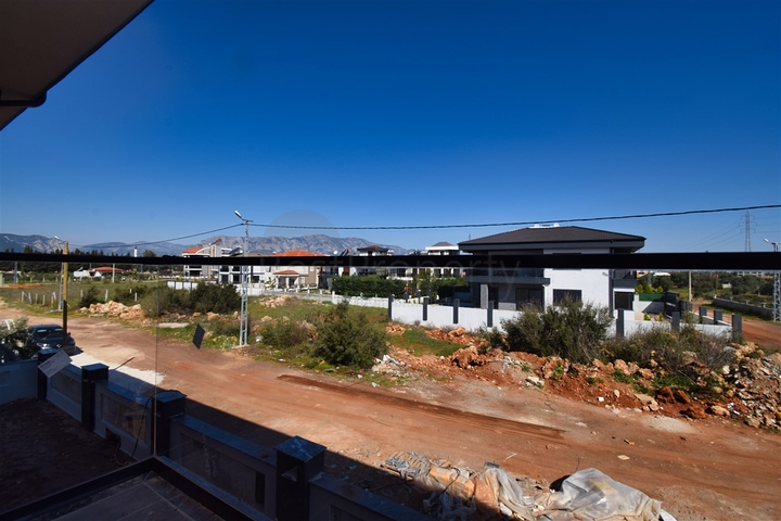 فيلا 7+1 في دوشيمالتي-منطقة أنطاليا 