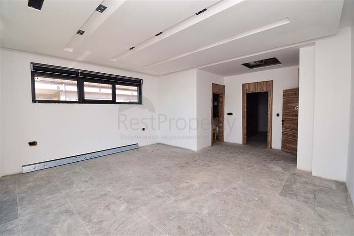 فيلا 7+1 في دوشيمالتي-منطقة أنطاليا 