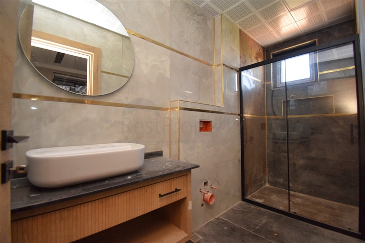 فيلا 5+1 في دوشيمالتي-منطقة أنطاليا 