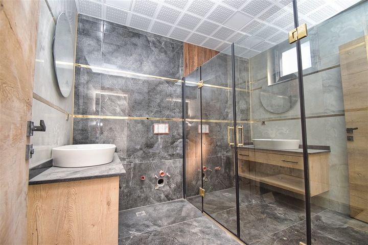 فيلا 5+1 في دوشيمالتي-منطقة أنطاليا 