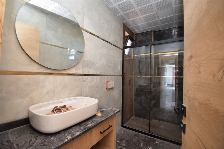 فيلا 5+1 في دوشيمالتي-منطقة أنطاليا 