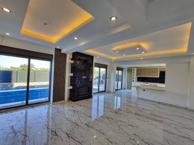 فيلا 3 + 1 في منطقة بيليك أنطاليا 