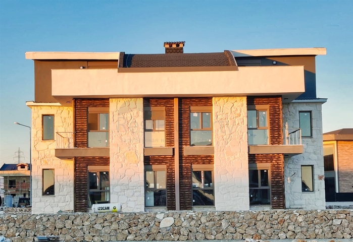 فيلا 4 + 1 في منطقة بيليك أنطاليا 