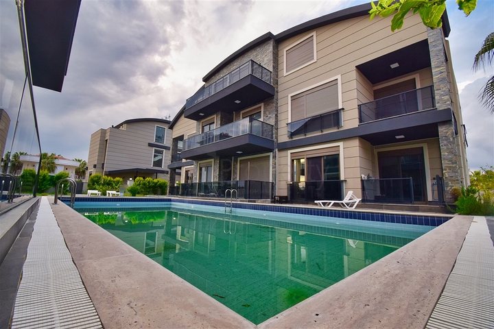 شقة 1+1 في مجمع مرموق في منطقة بيليك-أنطاليا 