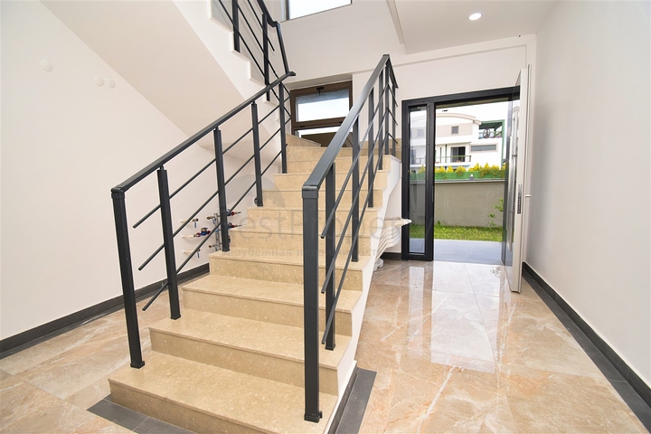 شقة 1+1 في مجمع مرموق في منطقة بيليك-أنطاليا 