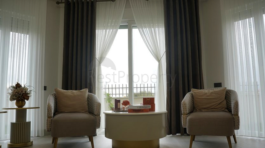 فيلا 5+1 في دوشيمالتي-منطقة أنطاليا 