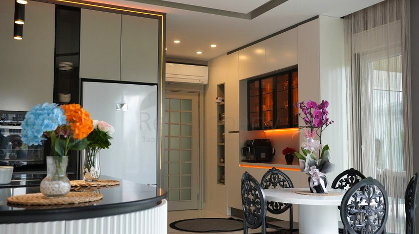 فيلا 5+1 في دوشيمالتي-منطقة أنطاليا 