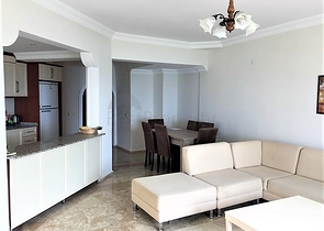 شقة 2 + 1 على الساحل الأول