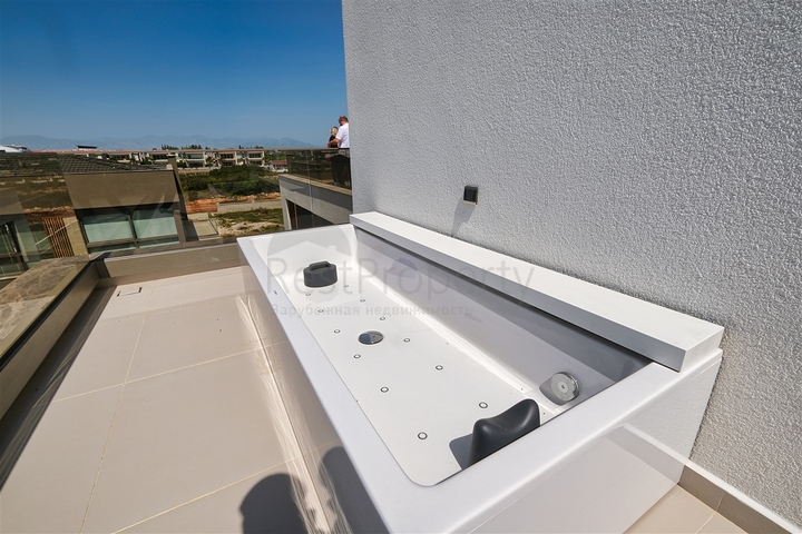 فيلا 4+2 في ألتينكال - حي أنطاليا 