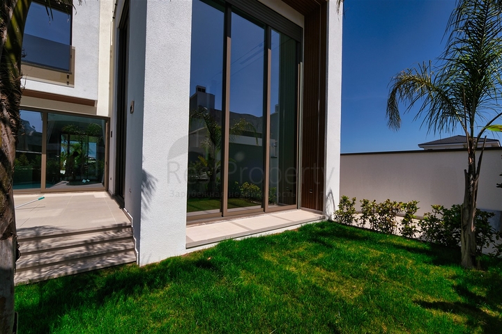 فيلا 4+2 في ألتينكال - حي أنطاليا 