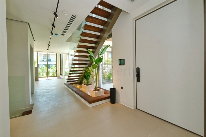 فيلا 4+2 في ألتينكال - حي أنطاليا 