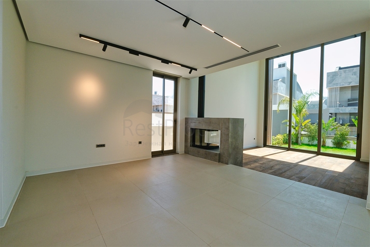 فيلا 4+2 في ألتينكال - حي أنطاليا 