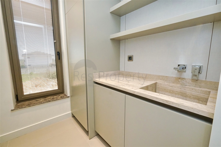 فيلا 4+2 في ألتينكال - حي أنطاليا 