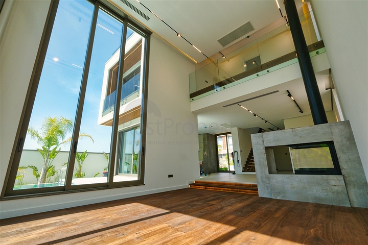 فيلا 4+2 في ألتينكال - حي أنطاليا 