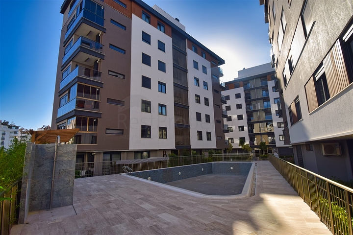 شقق 2+1 و 3+1 في حي أنكالي-أنطاليا 