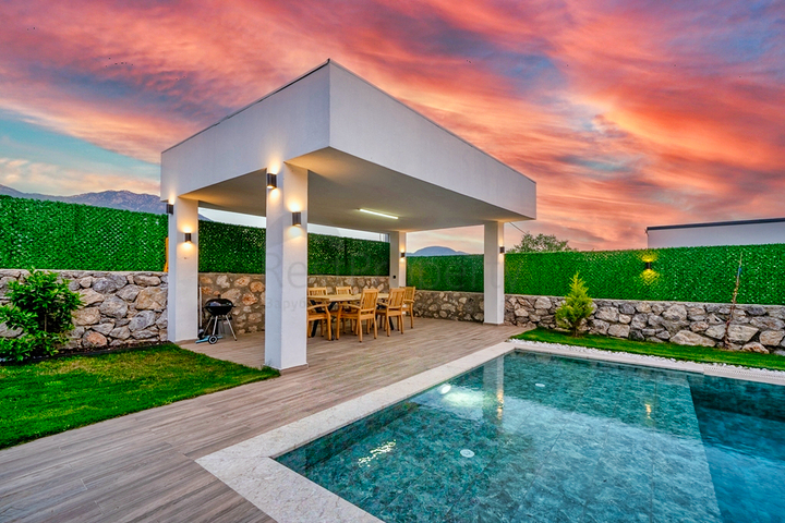 فيلا 3+1 في فتحية-منطقة أنطاليا 