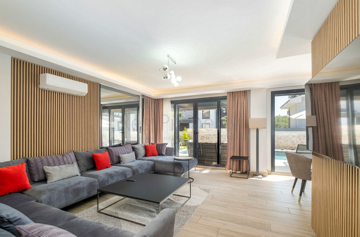 فيلا 3+1 في فتحية-منطقة أنطاليا 