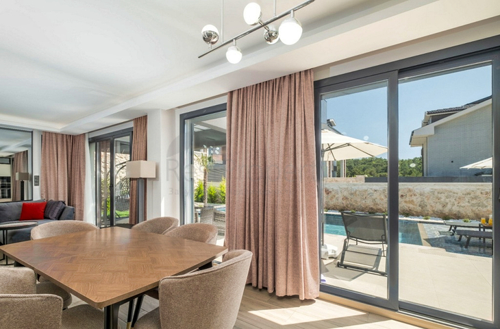 فيلا 3+1 في فتحية-منطقة أنطاليا 