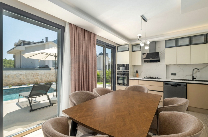 فيلا 3+1 في فتحية-منطقة أنطاليا 