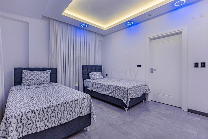 فيلا 3 + 2 في منطقة بيليك أنطاليا 