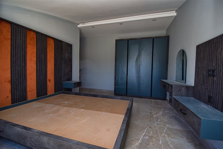 شقق دوبلكس 1+1 ، 2+1 و 4+1 في منطقة بيليك أنطاليا 