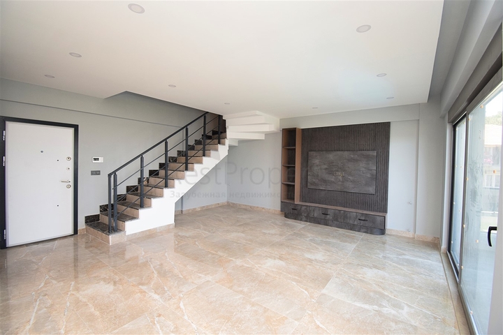 شقق دوبلكس 1+1 ، 2+1 و 4+1 في منطقة بيليك أنطاليا 