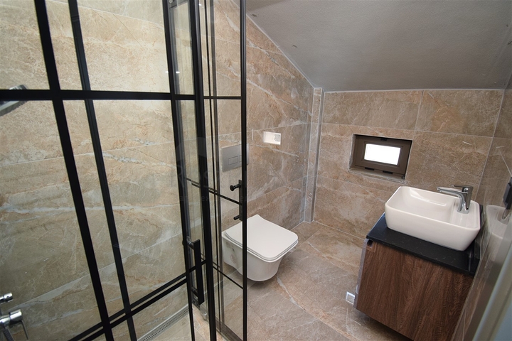 شقق في شقق دوبلكس 2+1 و 4+1 في منطقة بيليك - أنطاليا 