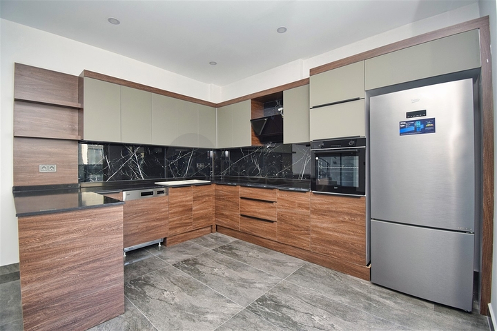 شقق في شقق دوبلكس 2+1 و 4+1 في منطقة بيليك - أنطاليا 