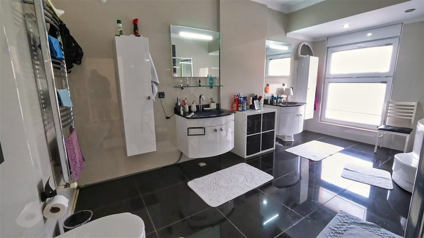 فيلا 4+1 في دوشيمالتي-منطقة أنطاليا 