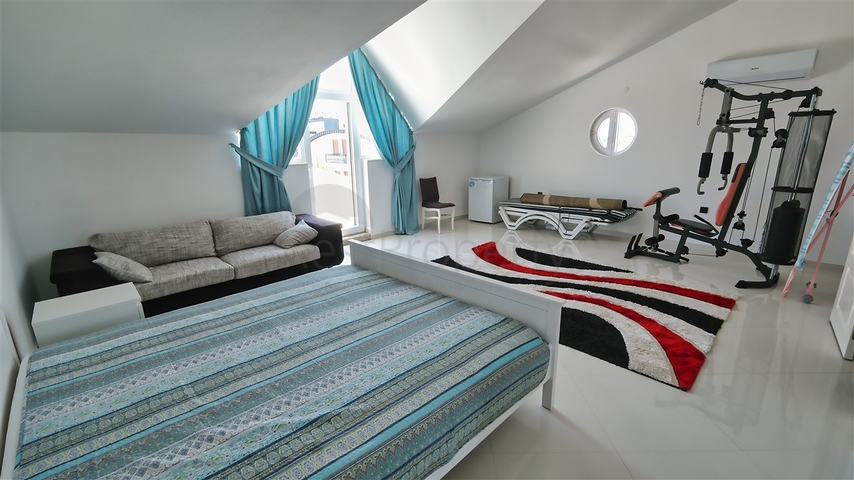 فيلا 4+1 في دوشيمالتي-منطقة أنطاليا 