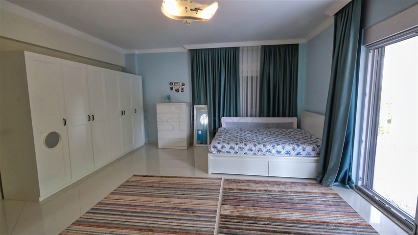 فيلا 4+1 في دوشيمالتي-منطقة أنطاليا 