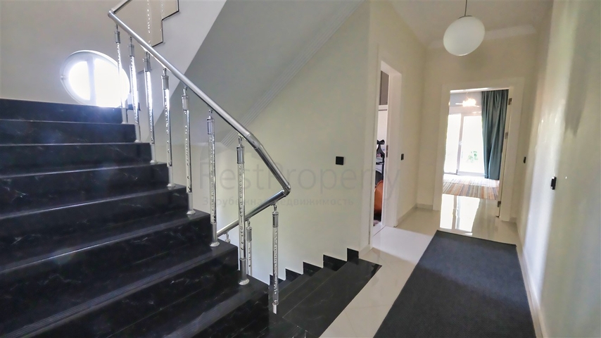 فيلا 4+1 في دوشيمالتي-منطقة أنطاليا 