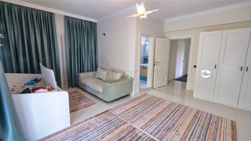 فيلا 4+1 في دوشيمالتي-منطقة أنطاليا 