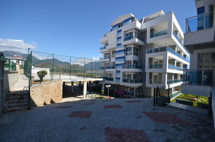 شقق وبنتهاوس ضمن مجمع سكني حديث في اوبا / الانيا 