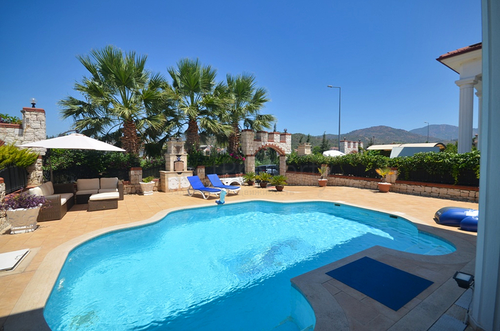 فيلا 3+1 في فتحية-منطقة أنطاليا