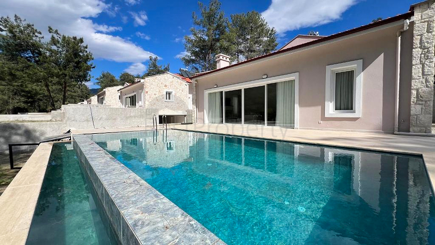 فيلا 3+1 في فتحية-منطقة أنطاليا 