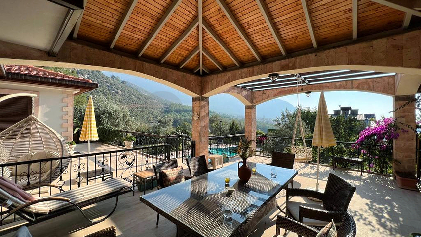 فيلا 7+1 في فتحية-منطقة أنطاليا 