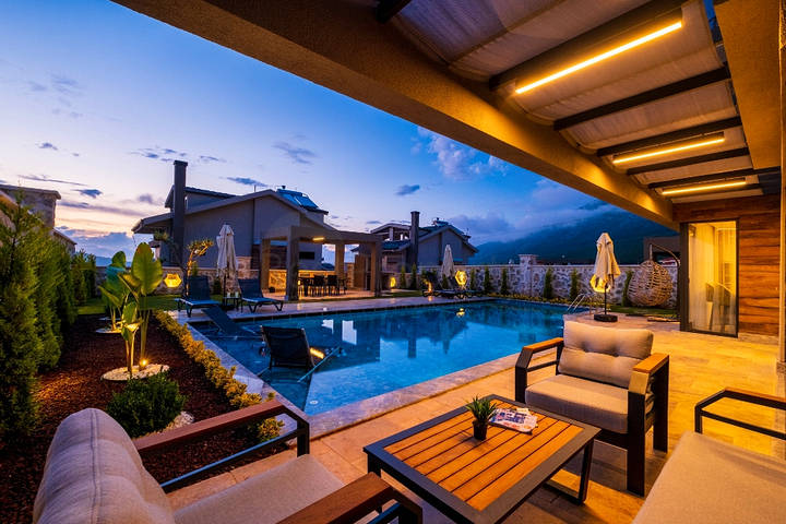 فيلا 3+1 في فتحية-منطقة أنطاليا 