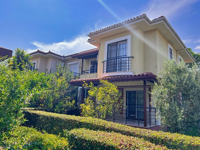 فيلا 3+1 في كيمير-منطقة أنطاليا 