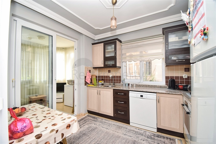 شقة 3+1 في حي ينيغيون-أنطاليا 