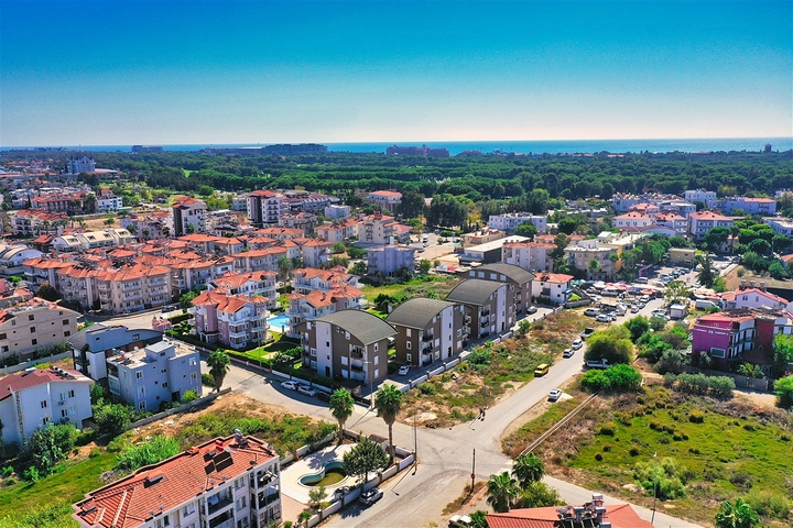 شقة 4 + 1 في منطقة بيليك أنطاليا 