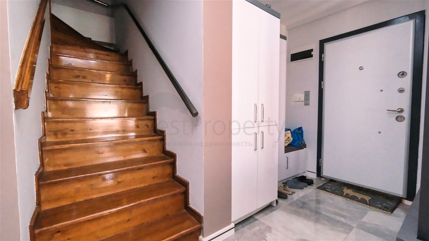 شقة 4 + 1 في منطقة بيليك أنطاليا 