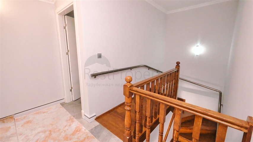 شقة 4 + 1 في منطقة بيليك أنطاليا 