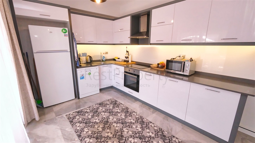 شقة 4 + 1 في منطقة بيليك أنطاليا 